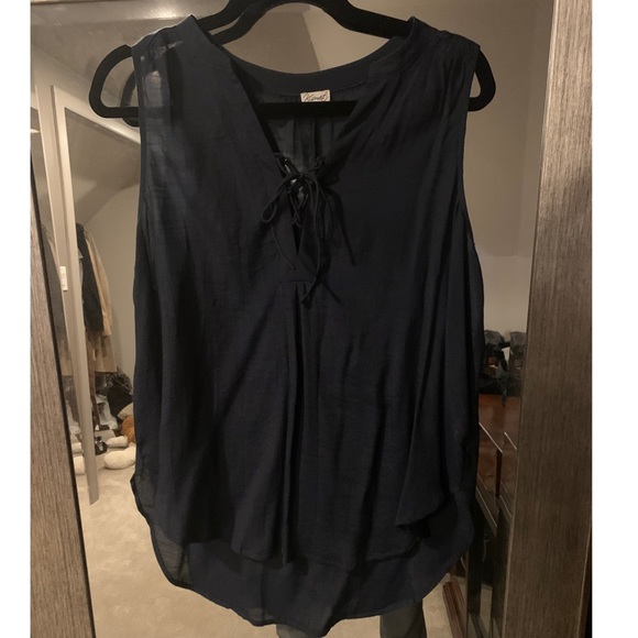 Blue flowy  top - Picture 2 of 2